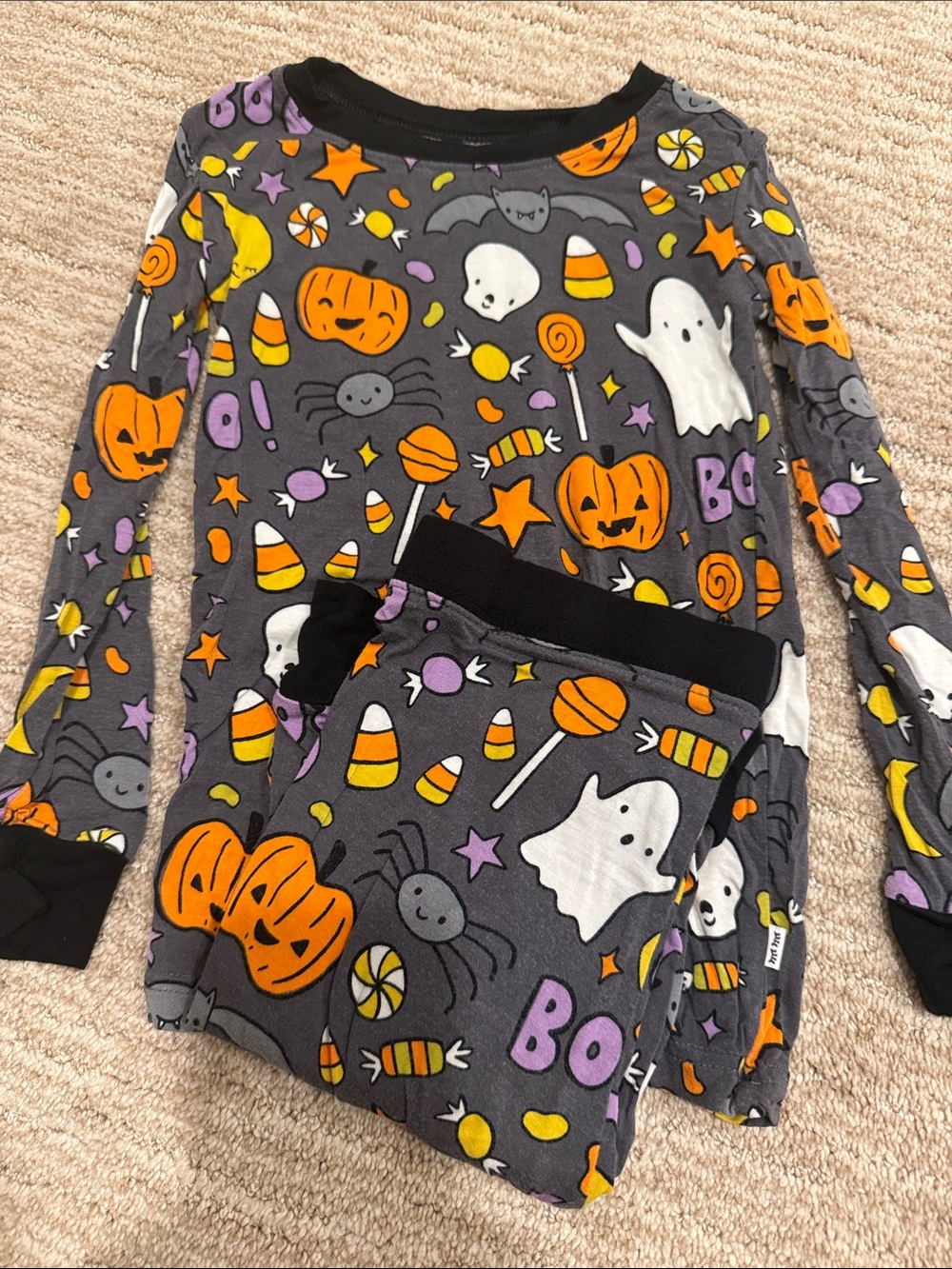 LITTLE SLEEPIES SIZE 3T Halloween long sleeve/pants PJ set